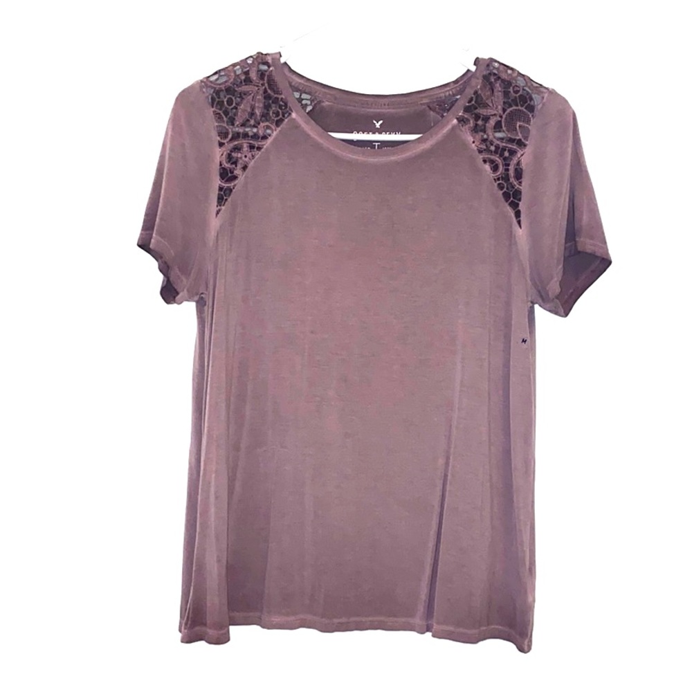 American Eagle Soft & Sexy tee with lace detailing